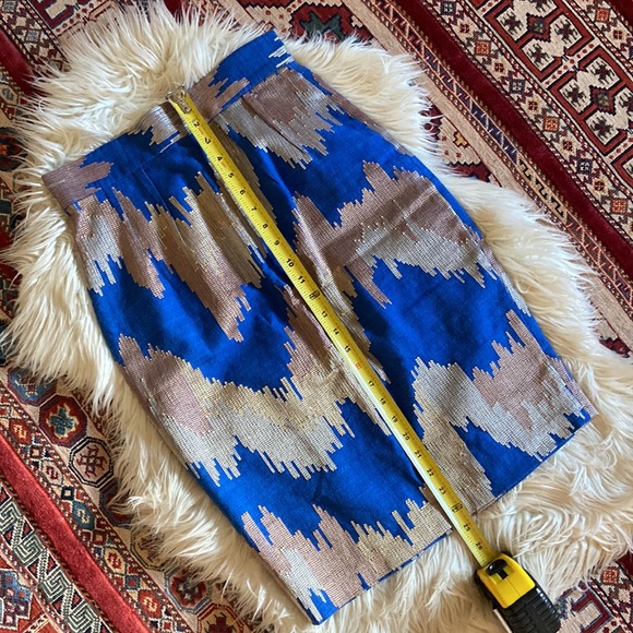 Beautiful pencil skirt - Picture 2 of 7